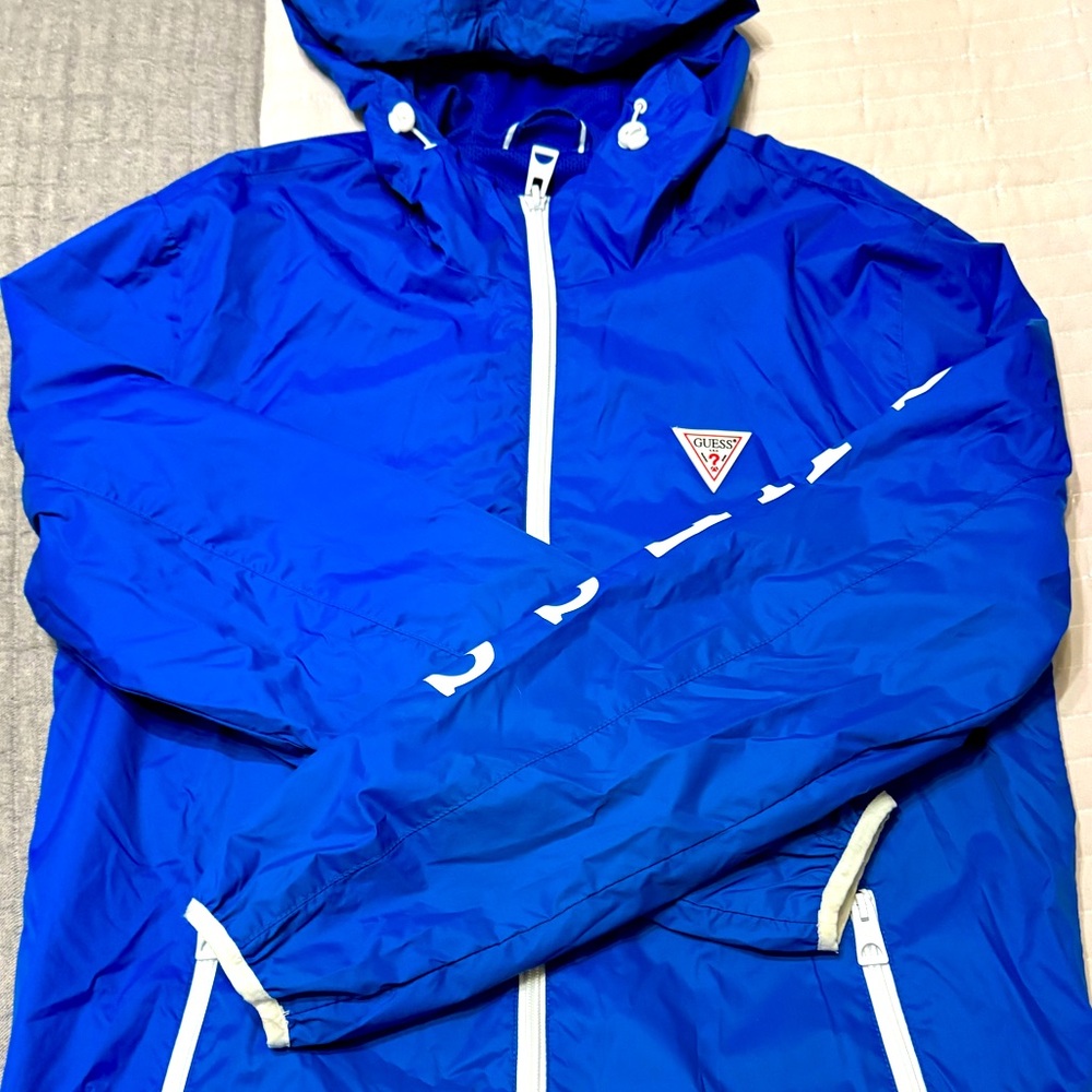 Guess-Boat jacket/rain jacket/fashion jacket sz M from 2002 great condition NW